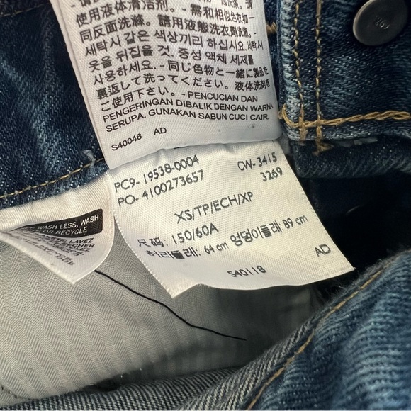 Levi’s Overalls - Picture 7 of 11